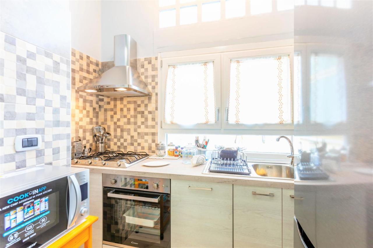 Apartamento Hostly - Art & Color Rome Midtown - 3Br 2Ba Exterior foto